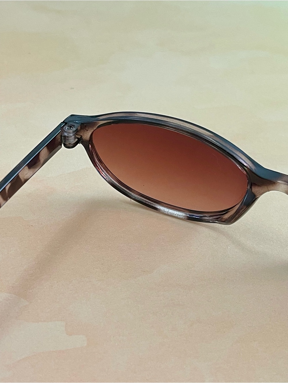 Tortoiseshell Slim Oval Retro Boho Sunglasses - Brown Lenses - Picture 4 of 12